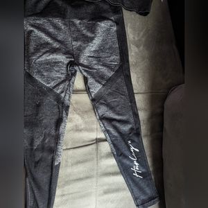 Women's Hurley workout top and bottom (set) Size XL